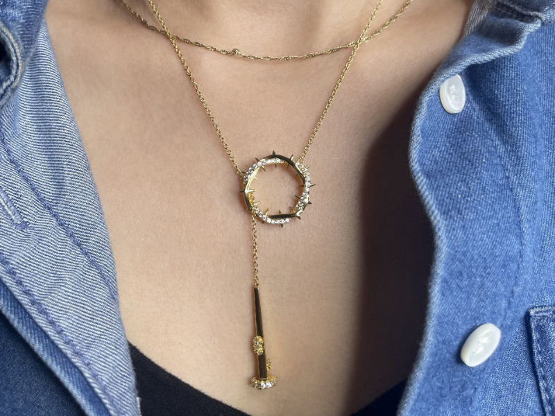 How to Style Your Unique Christian Jewelry with Everyday Outfits