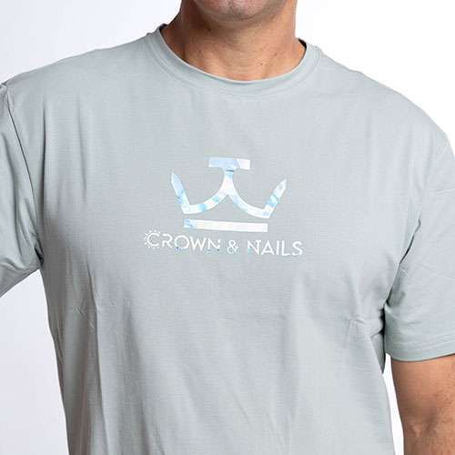 CROWN & NAILS REFLECTIVE LOGO T-SHIRT